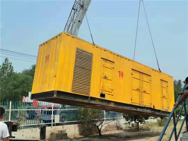 霍林郭勒300KW柴油发电机组油耗是多少？